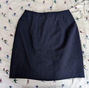 Vintage Lauren Ralph Lauren striped pencil skirt, 100% wool,made in USA,size  4
